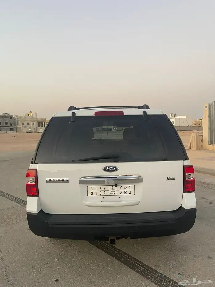 فورد اكسبدشن 2013 شاصي قصير 4
