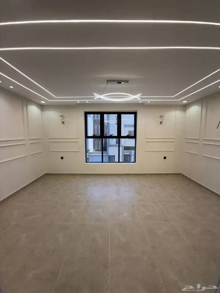 للبيع شقق علويه تشطيب ممتاز بمصعد جاهز وسطح خاص بحي الضيافه 4