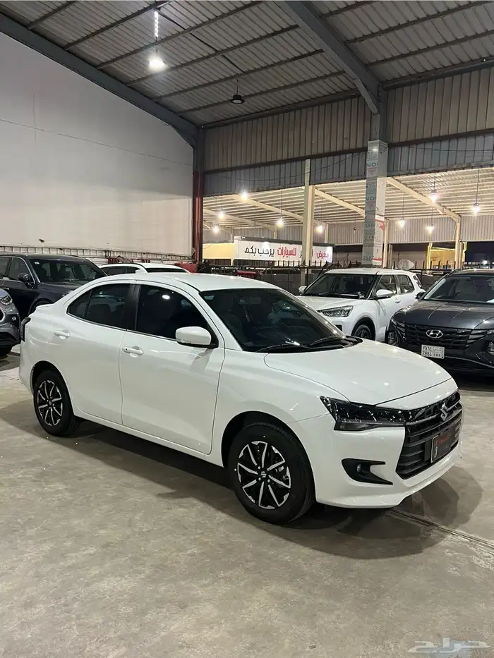 سوزوكي ديزاير 2025 فل كامل شبه جديد ( الشكل الجديد ) 2