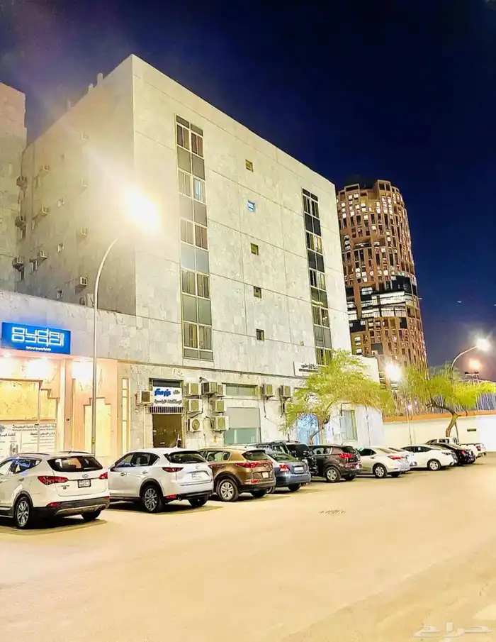 للايجار شقق واسعة بحي العليا بالرياض 1
