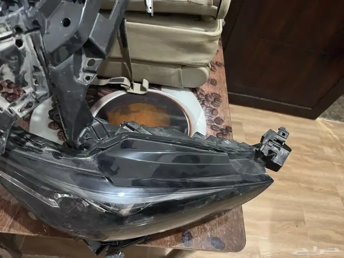 للبيع نور مازاد يمين وشبك امامي انضاف 1