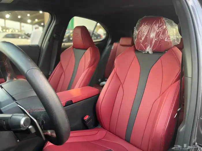 لكزس UX F 2023 شبة جديد 8