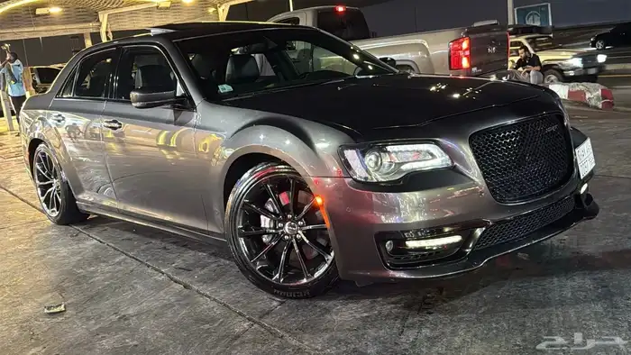 كرايسلر SRT قمة النطافه مالك اول 1