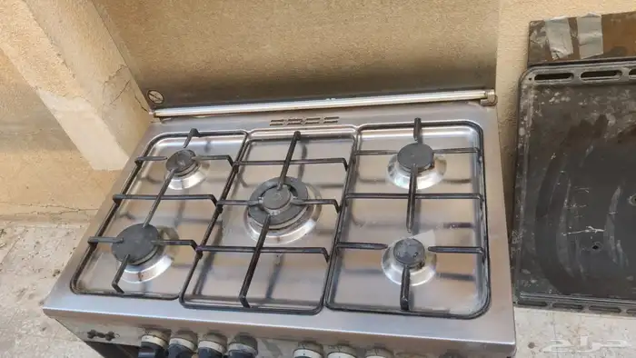 للبيع فرن قليم غاز 0