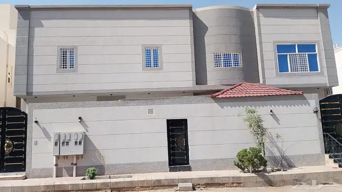 فيلا وشقق للبيع 0