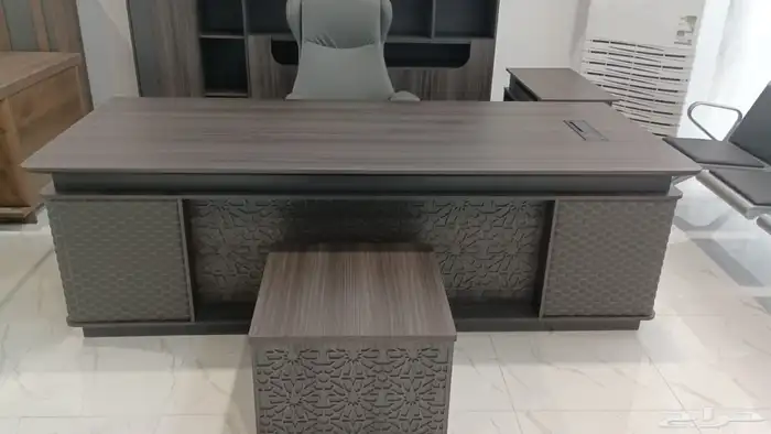 مكاتب فخمة بتصاميم عصرية تناسب جميع الاذواق 4