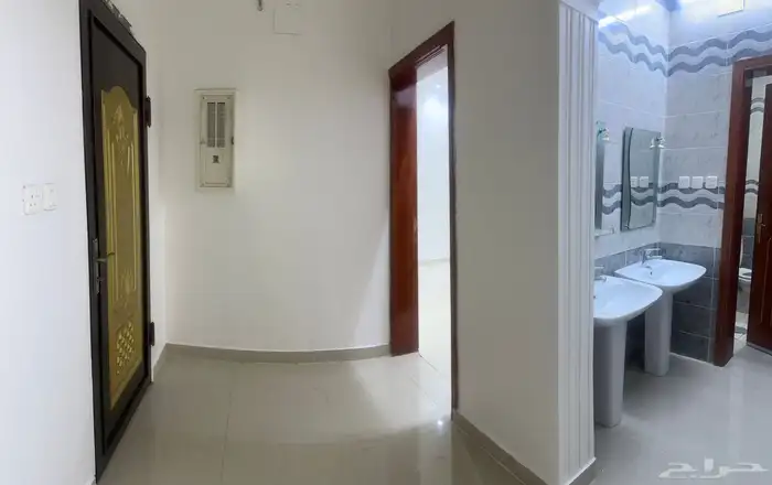 شقه 5 غرف للايجار الطائف حي  النسيم 8