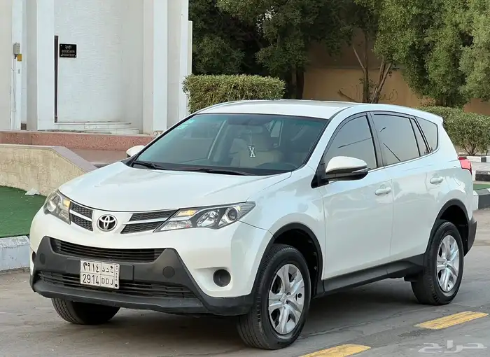 تويوتا راف فور 2013 (بحالة ممتازة) 1