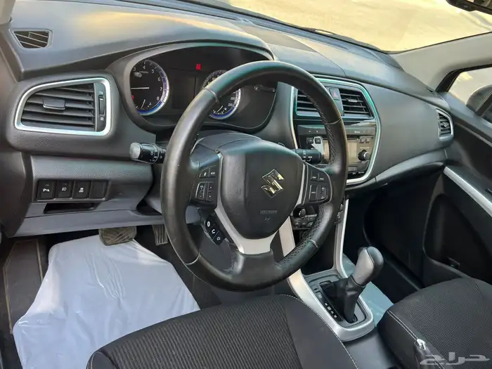 سوزوكي هيتشباك 13