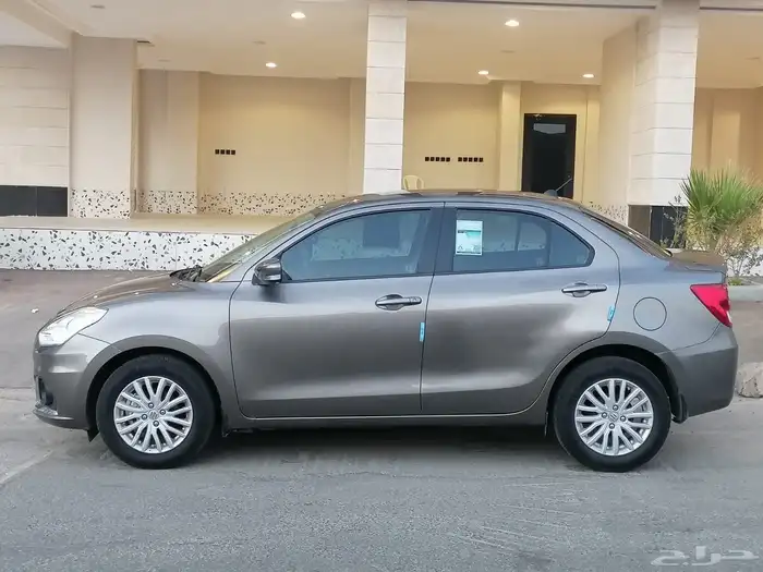 للبيع سزوكي ديزاير الموديل 2023 بحالة ممتازة جدا 7