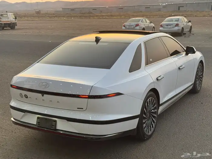 ازيرا 2025 سعودي أعلى فئه ماشي 20 الف ع الشرط 3