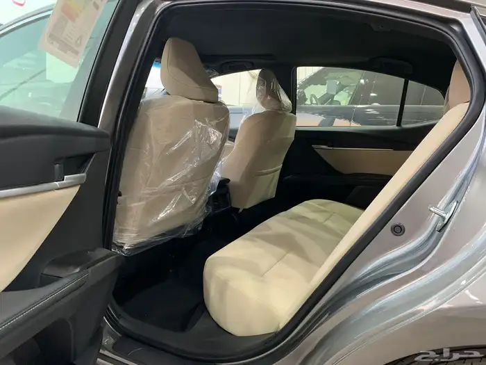 كامري نص فل LE اصفار موديل 2025 سعودي 2