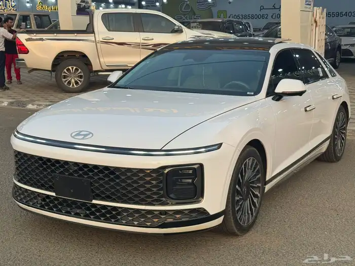 ازيرا 2025 سعودي أعلى فئه ماشي 20 الف ع الشرط 0