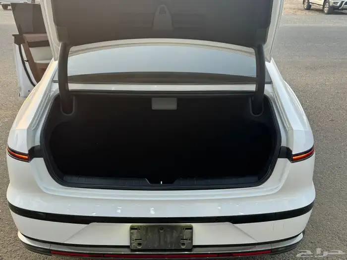 ازيرا 2025 سعودي أعلى فئه ماشي 20 الف ع الشرط 10