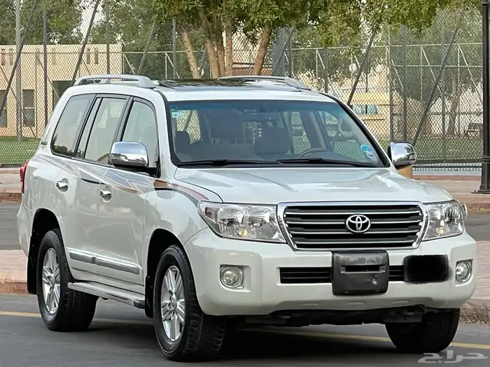 تويوتا لاندكروزر 2015 V6 ممشى (279)الف 2