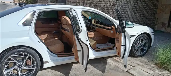 للبيع جينيسيس G90 2023 12