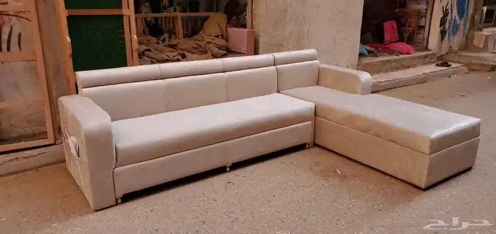 معلم ورشه نجاره مودرن لتفصيل الأبواب وغرف النوم والديكورات 21