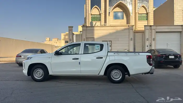للبيع متسوبيشي L200 اخو الجديد 2022 بنزين 6