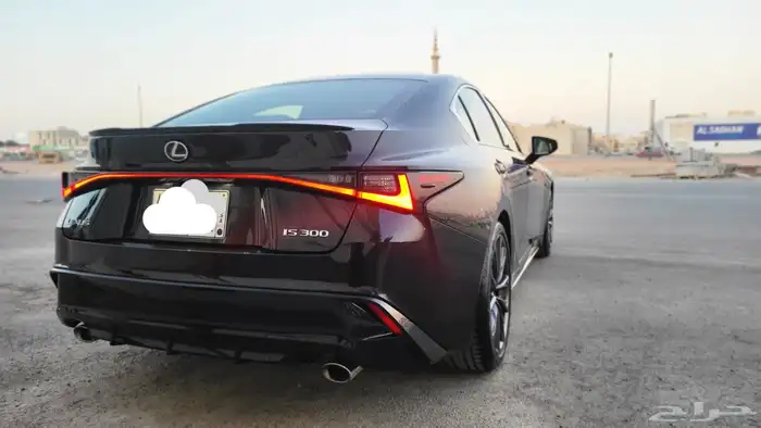 لكزس 2023 IS سبورت فل كامل 2