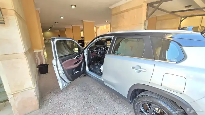 سيارة شبه جديد 7