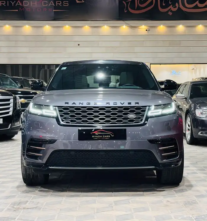 رنج روفر فيلار . SE P250 R-Dynamic 0