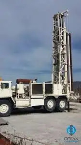 حفار آبار ارتوازية باحدث الحفارات 1