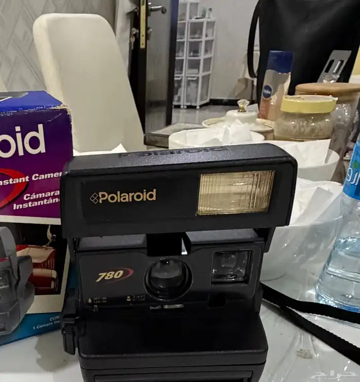 كاميرا قديمة بلورايد 780 لمحبي التراث نظيفة جدا 1