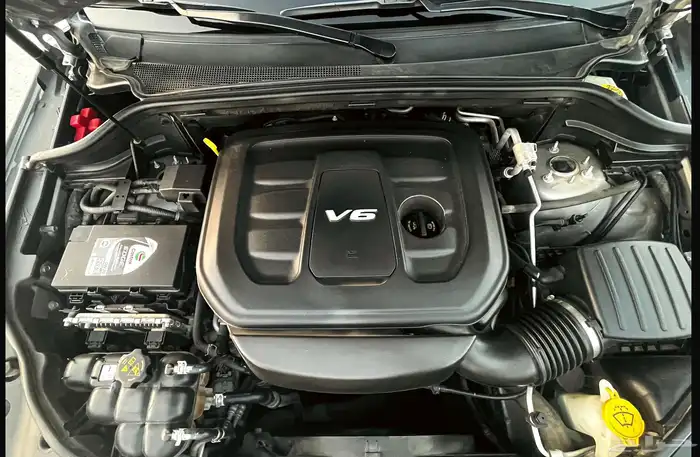 جراند شروكي لاريدو 2019 2