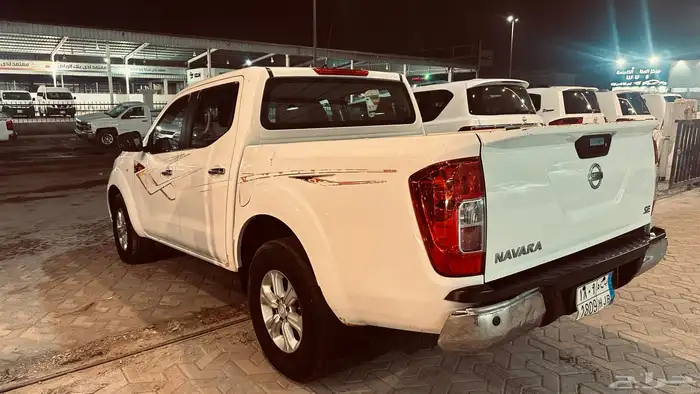 البيع نيسان نافارا 2017 4