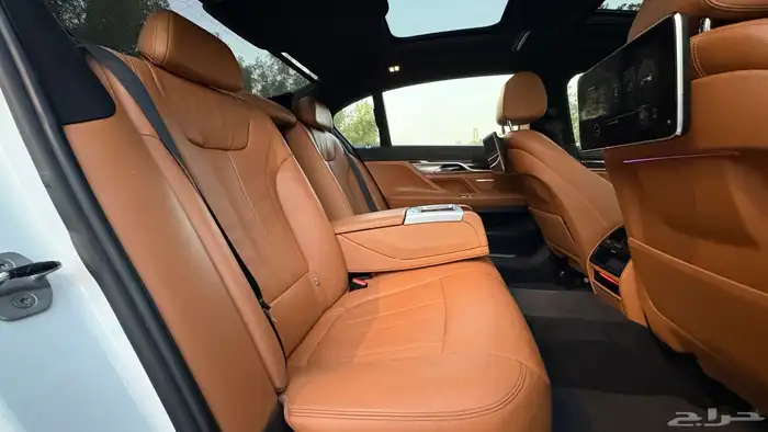 بي ام دبليو 730Li 2016 ( ممشى قليل ) 52