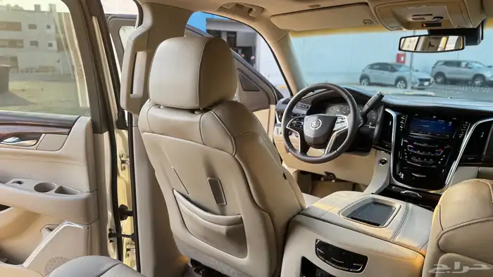 كاديلاك اسكاليد 2015 40