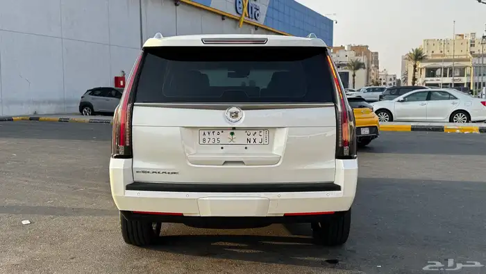 كاديلاك اسكاليد 2015 8