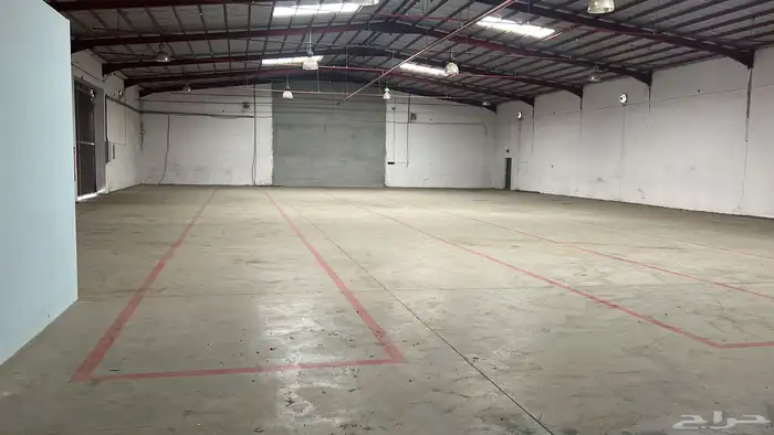 مستودعات مساحات مختلفه للإيجار 2