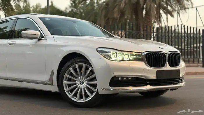 بي ام دبليو 730Li 2016 ( ممشى قليل ) 11