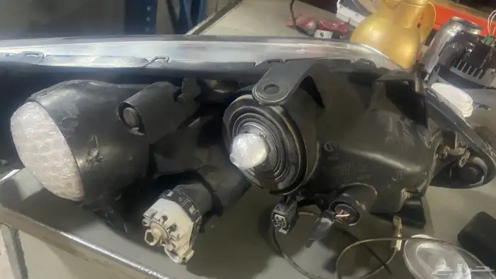 للبيع شمعه سياره افالون 2015 3