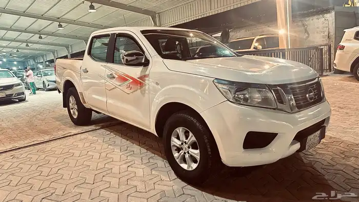 البيع نيسان نافارا 2017 1