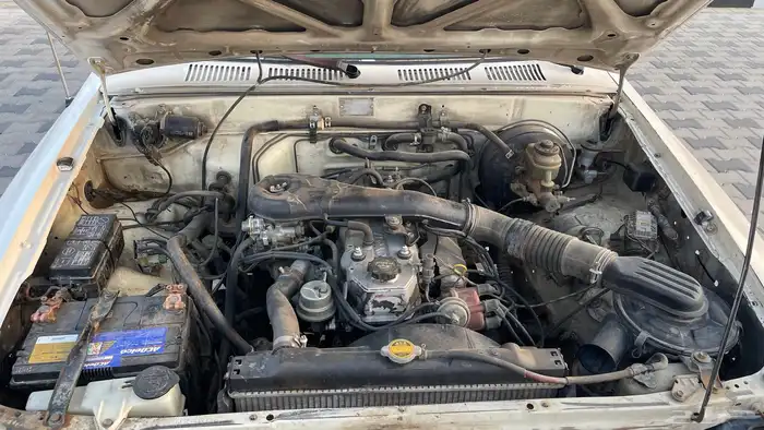 تويوتا هايلوكس 89 7