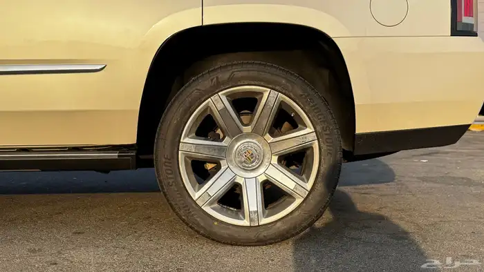 كاديلاك اسكاليد 2015 7