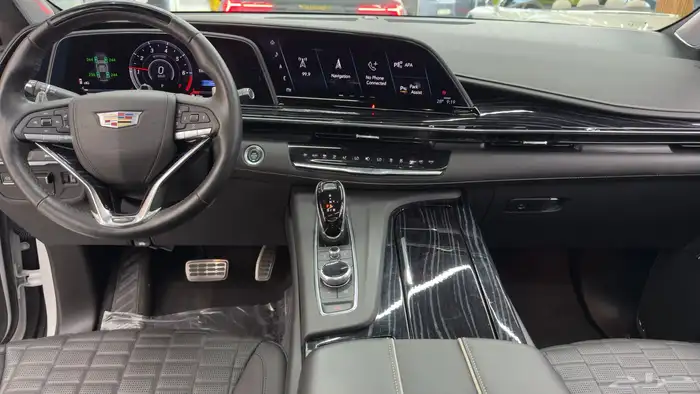 كاديلاك اسكاليد_V _موديل 2023 14