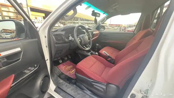 هايلوكس 2024 دبل غماره GLX ديزل 2.4 عادي 5