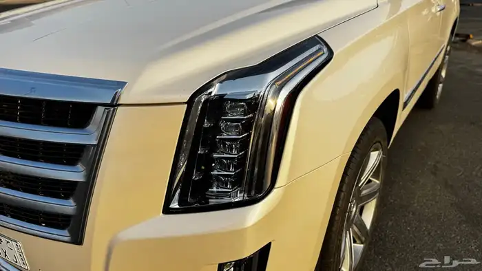 كاديلاك اسكاليد 2015 4