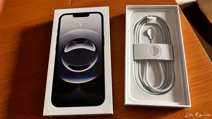 ايفون 16e نظيف جدا 10