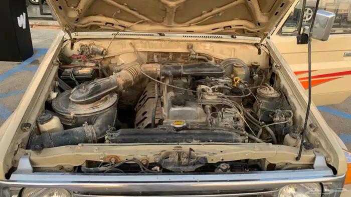 تويوتا شاص 1995 واقف الممشى على ((350)) 10