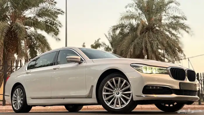 بي ام دبليو 730Li 2016 ( ممشى قليل ) 12