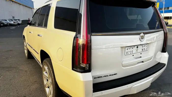 كاديلاك اسكاليد 2015 11