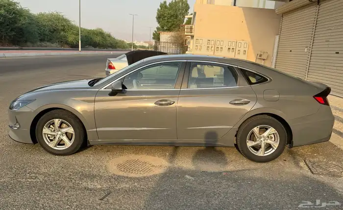 هيونداي سوناتا 2022 GL ستاندر . نظيف جدا 1