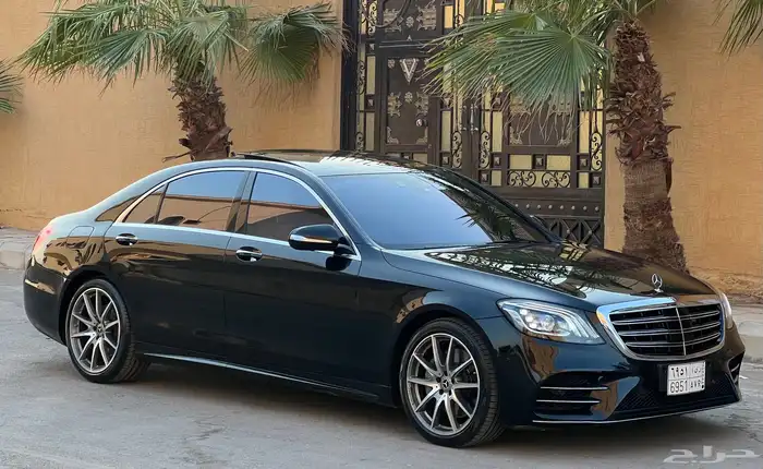 مرسيدس S560 2020 اليخت (ممشى قليل) 3