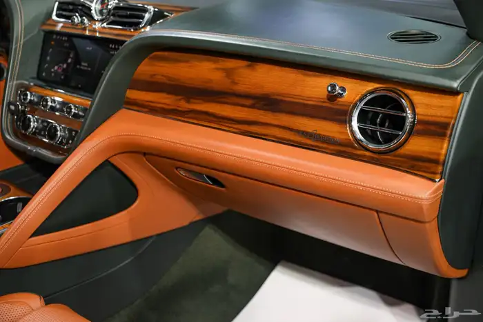 بنتلي بنتياقا موديل 2021 فرست اديشن استخدام نضيف 9