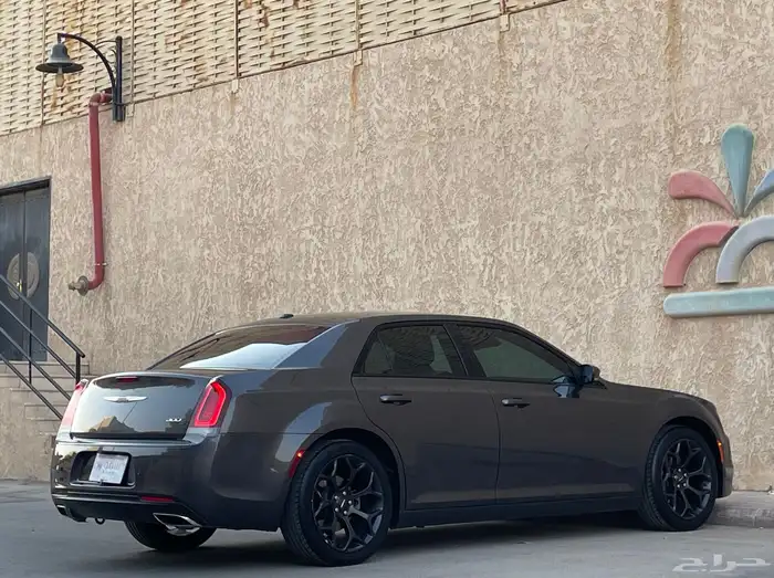 كرايزلر موديل 2021 S300 11