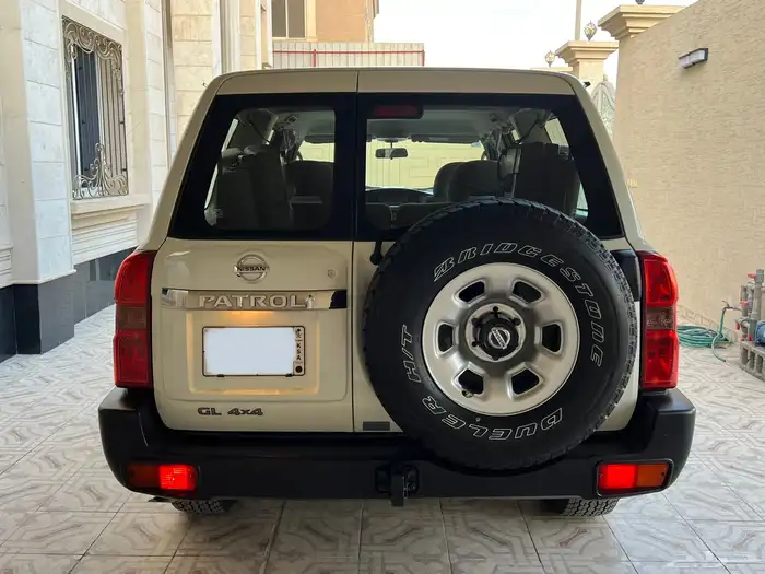 نيسان باترول 2021 دفلك قير اتوماتيك 5